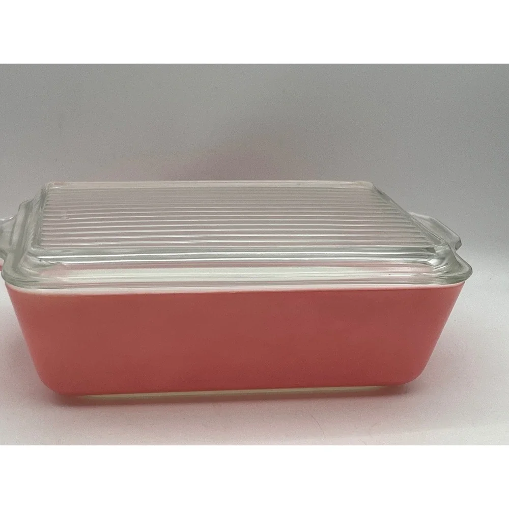 Vintage Pink Pyrex Refrigerator Set  8 pc 501 501 502 503 With Lids